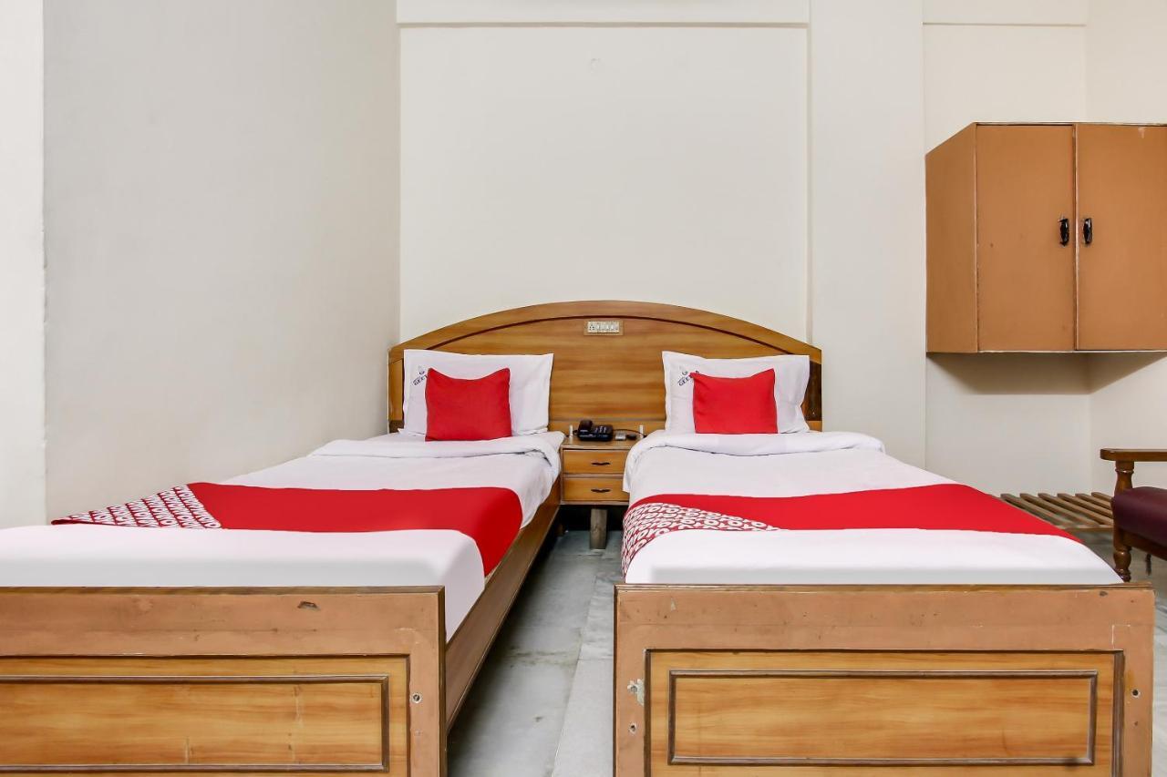 Hotel Geetha International 杜蒂戈林 外观 照片
