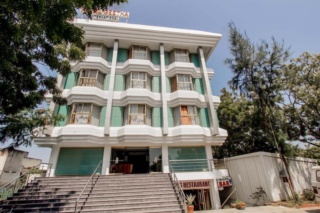 Hotel Geetha International 杜蒂戈林 外观 照片